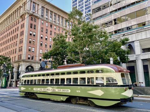 tramway historique à San Francisco, ligne F